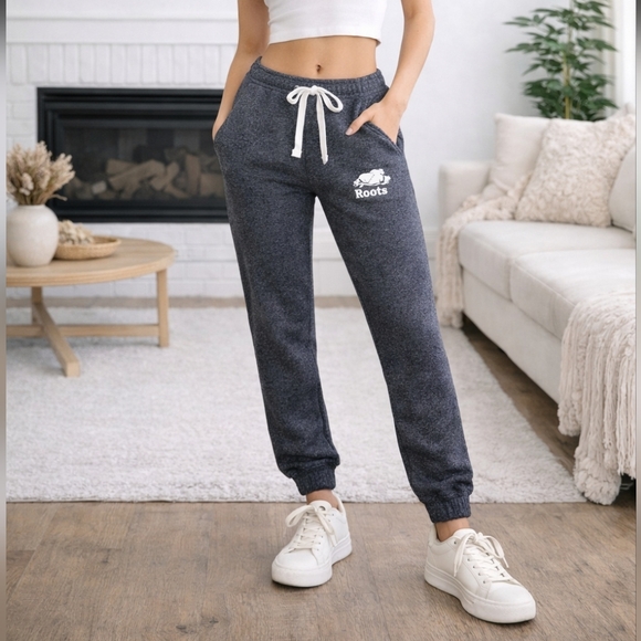 Roots Pants - Roots Pocket Logo Jogger Sweatpants Women's XS Pre-loved